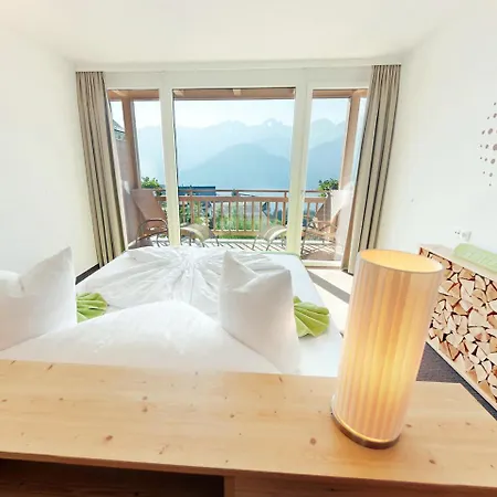 Naturlich Mit Charakter Hotel Fiss