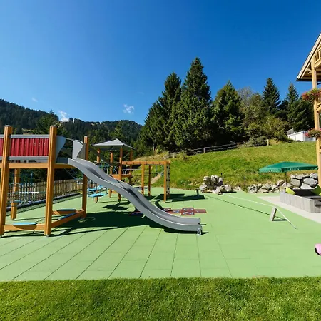 Hotel Naturlich Mit Charakter 4*