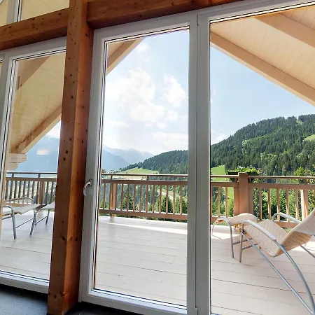 Natuerlich Mit Charakter 4*
