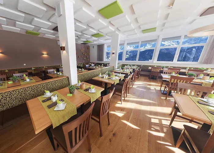 Hotel Natuerlich Mit Charakter Fiss