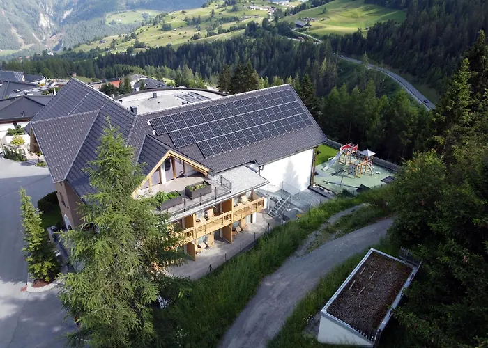 Hotel Natuerlich Mit Charakter Fiss