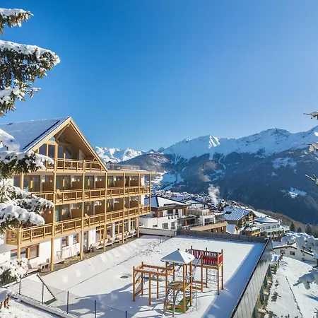 Natuerlich Mit Charakter 4*