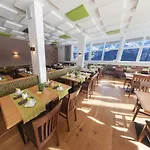 Hotel Natuerlich Mit Charakter Fiss