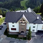Natuerlich Mit Charakter Fiss