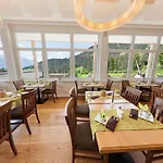 Natuerlich Mit Charakter 4*