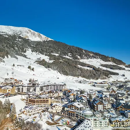 Hotel Naturlich Mit Charakter Fiss